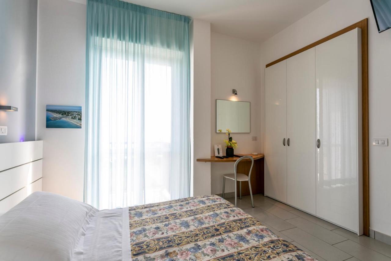 Hotel Baya - In Centro, Sul Mare Морской Милан Экстерьер фото