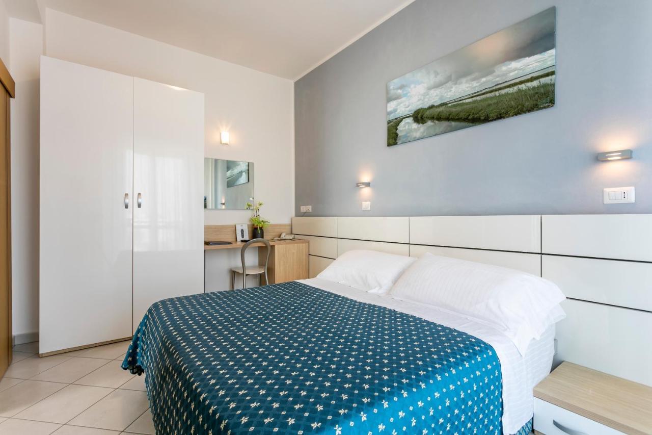 Hotel Baya - In Centro, Sul Mare Морской Милан Экстерьер фото