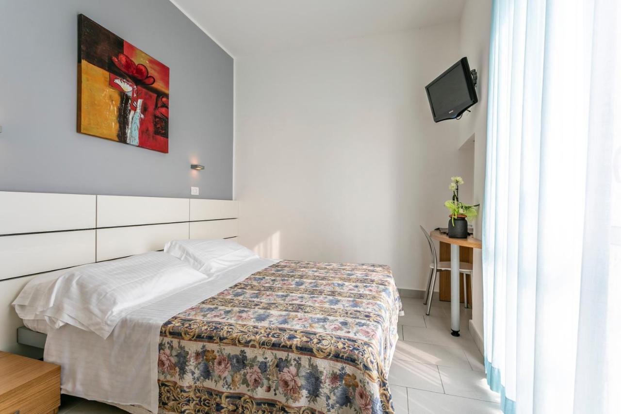Hotel Baya - In Centro, Sul Mare Морской Милан Экстерьер фото