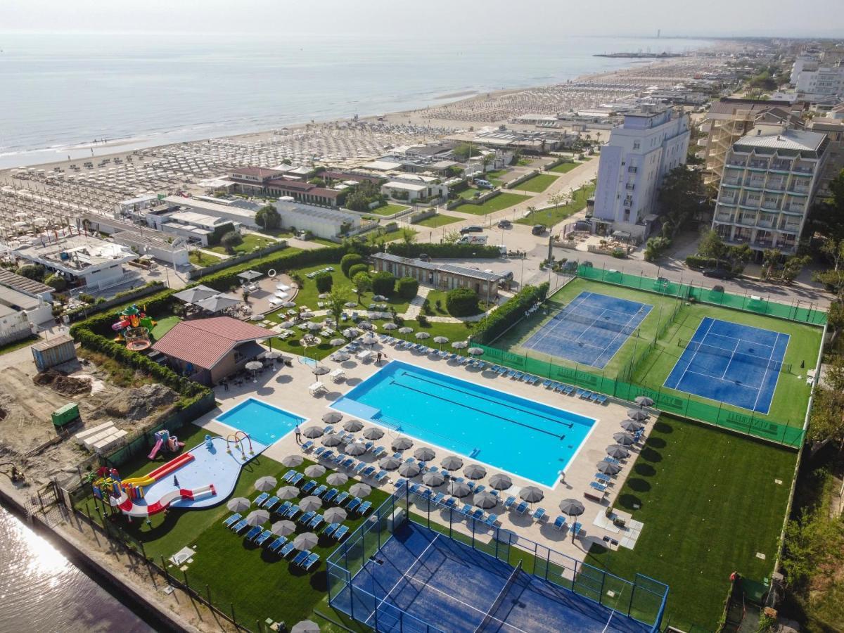 Hotel Baya - In Centro, Sul Mare Морской Милан Экстерьер фото