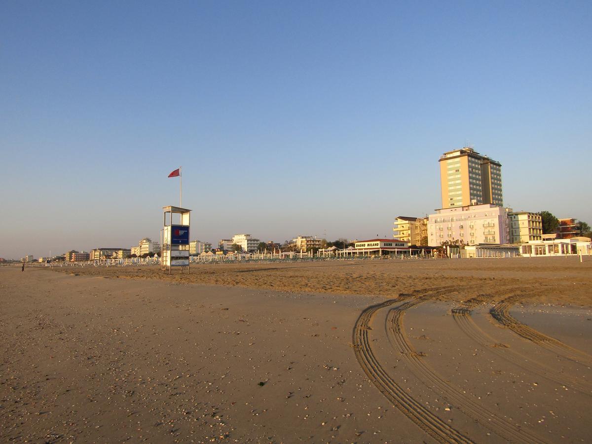Hotel Baya - In Centro, Sul Mare Морской Милан Экстерьер фото