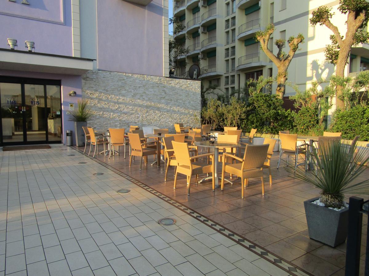 Hotel Baya - In Centro, Sul Mare Морской Милан Экстерьер фото